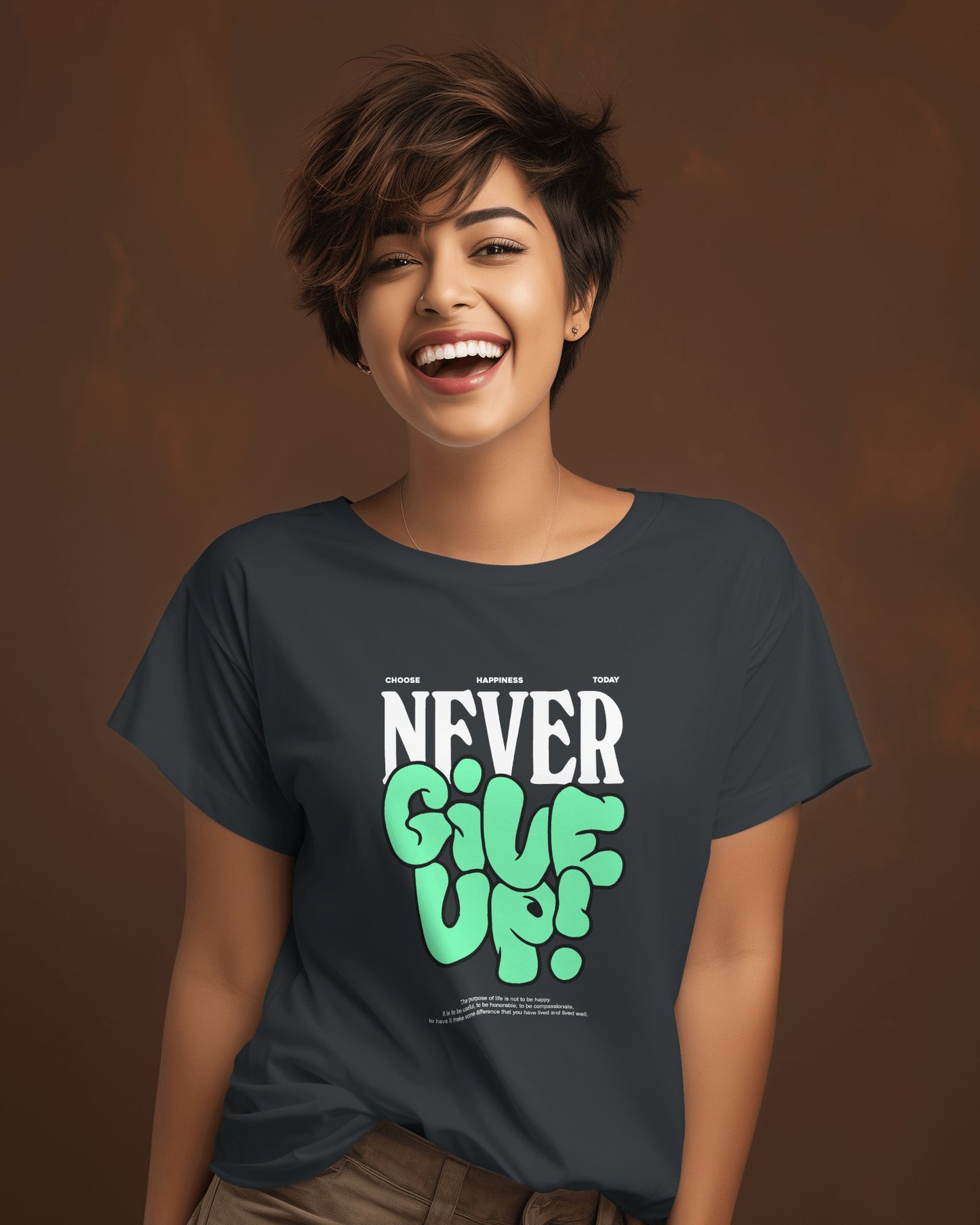 Never Giveup Regular T-Shirt